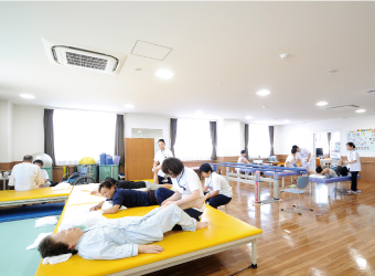 患者さん中心のリハビリチーム